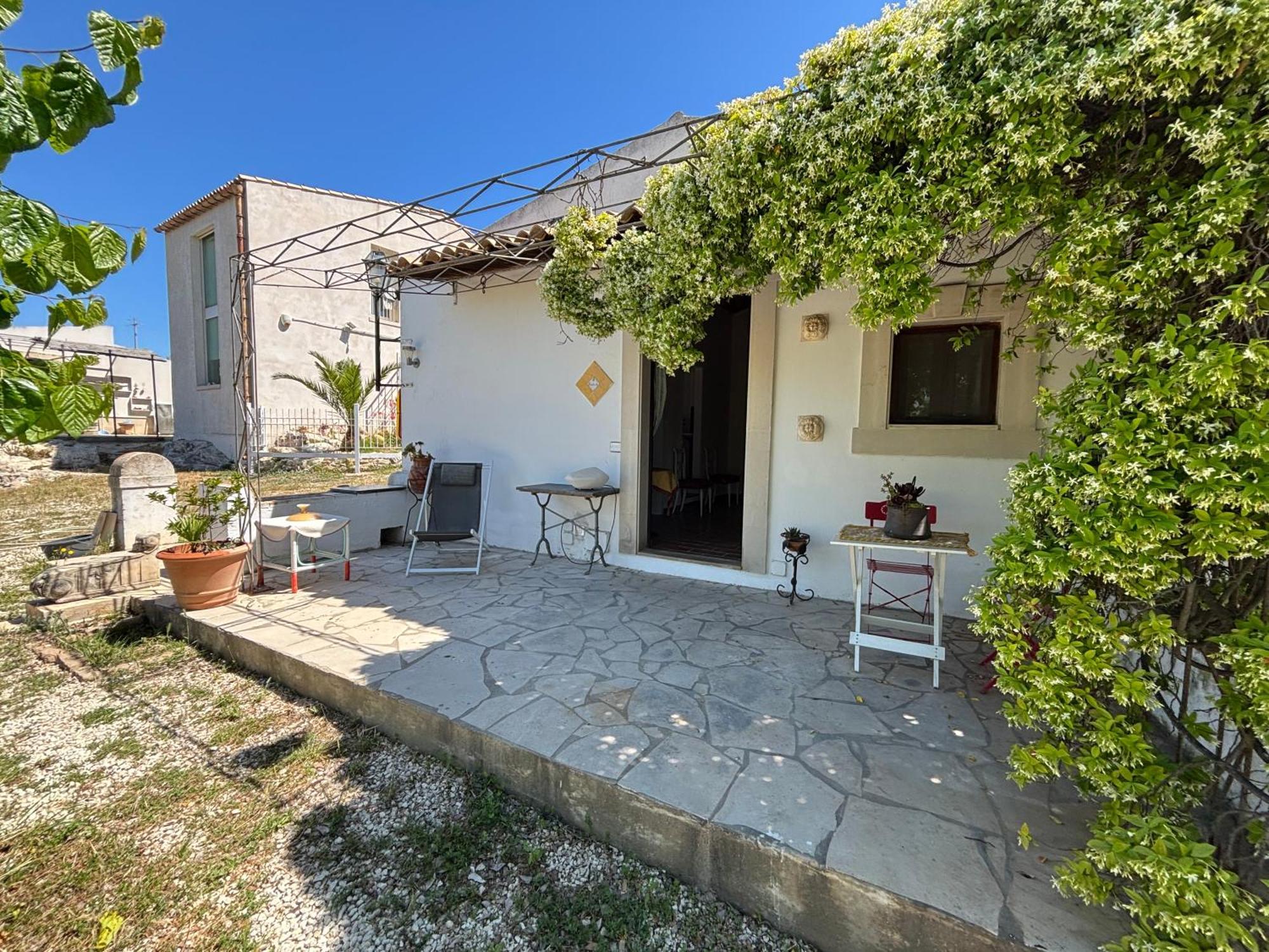 Il Casale Residence Plemmirio Eksteriør billede